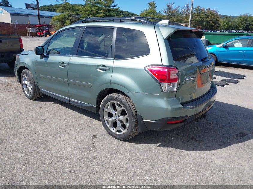 Vin: jf2sjawc0hh425875, lot: 46696687, subaru forester 2.5i touring 20173