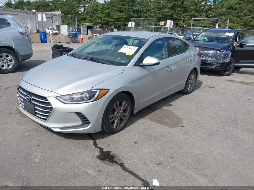 Vin: 5npd84lf0hh060134, lot: 46696860, hyundai elantra se 20172