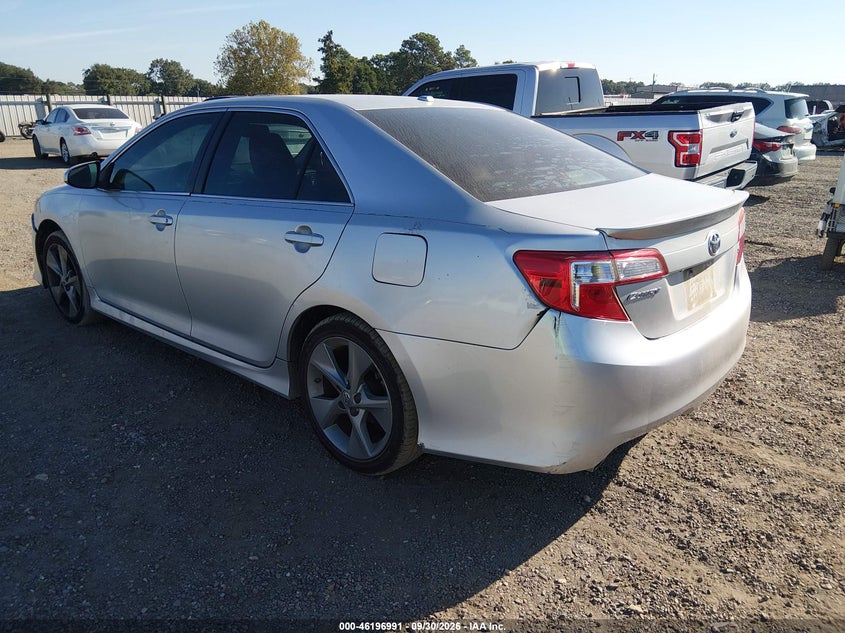 Vin: 4t1bk1fk1cu011759, lot: 46696875, toyota camry se v6 20123