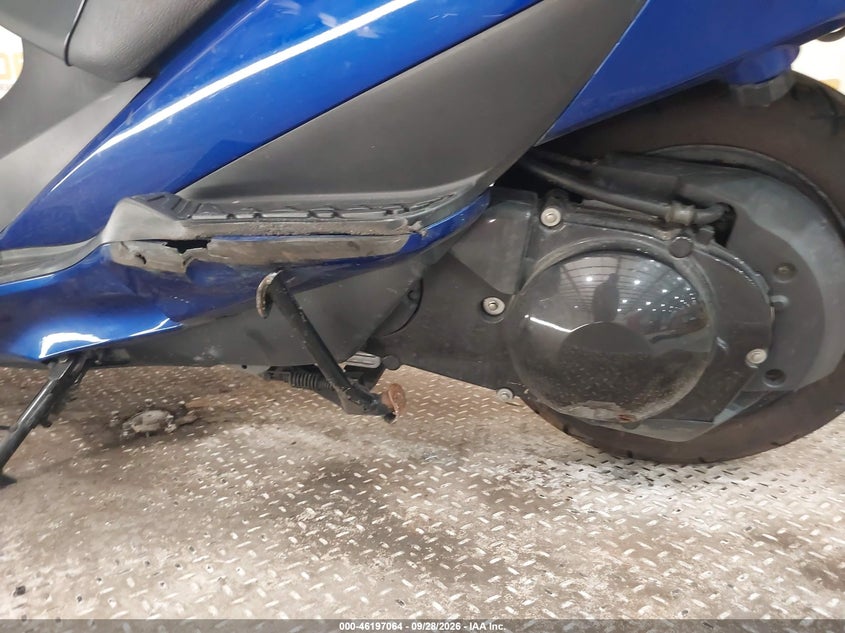 SUZUKI AN400 2006