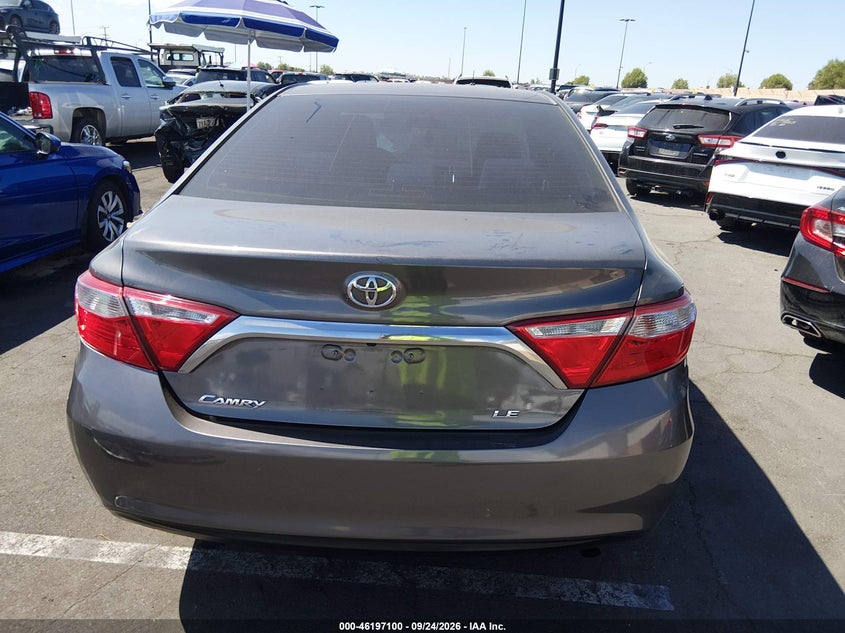 Фото 17 - TOYOTA CAMRY