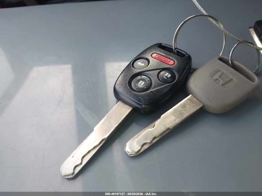 HONDA CIVIC CPE 2009 VIN 2HGFG12899H512235