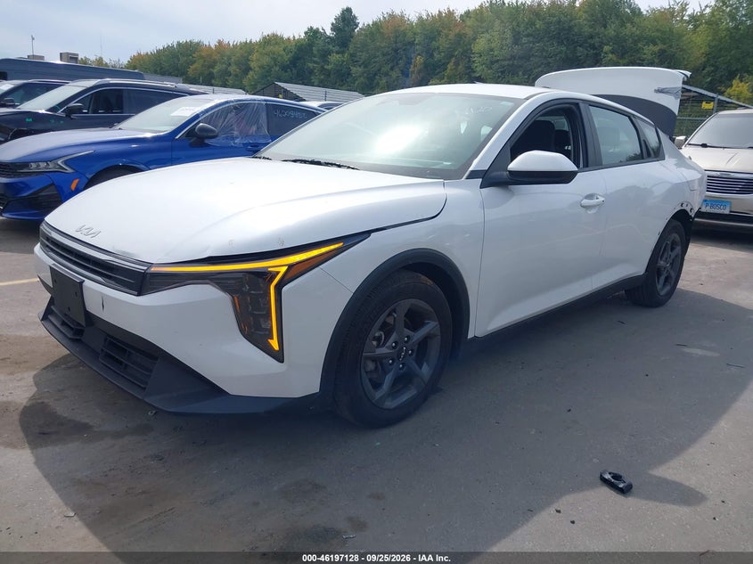 Vin: 3kpft4de0se172991, lot: 46697012, kia k4 lxs 20252