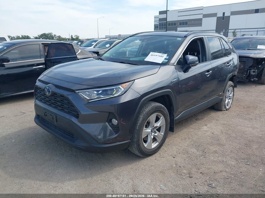 2019 Toyota RAV 4, Удар ззаду, IAAI, VIN 2T3RWRFV7KW014649 — фото 2