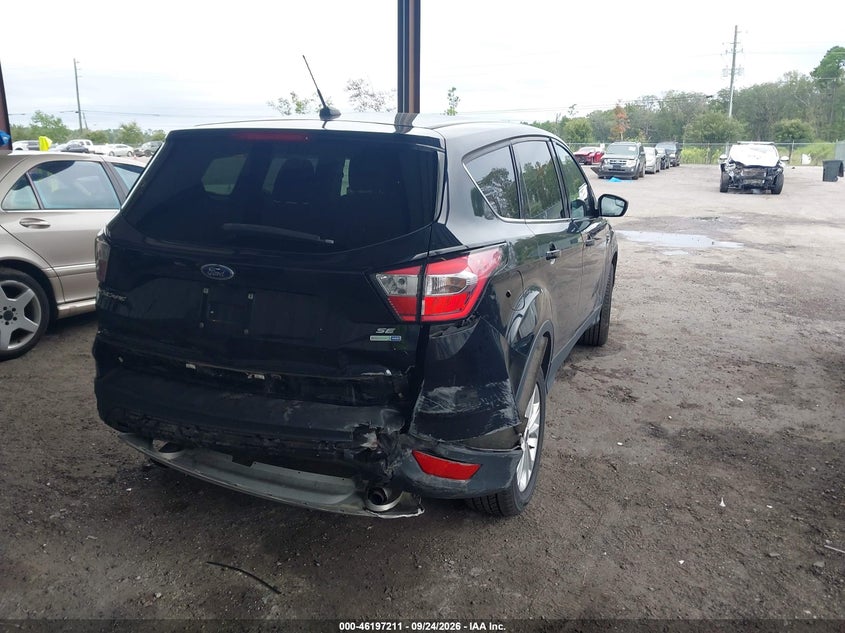 Vin: 1fmcu9gd7hud39448, lot: 46697095, ford escape se 20174