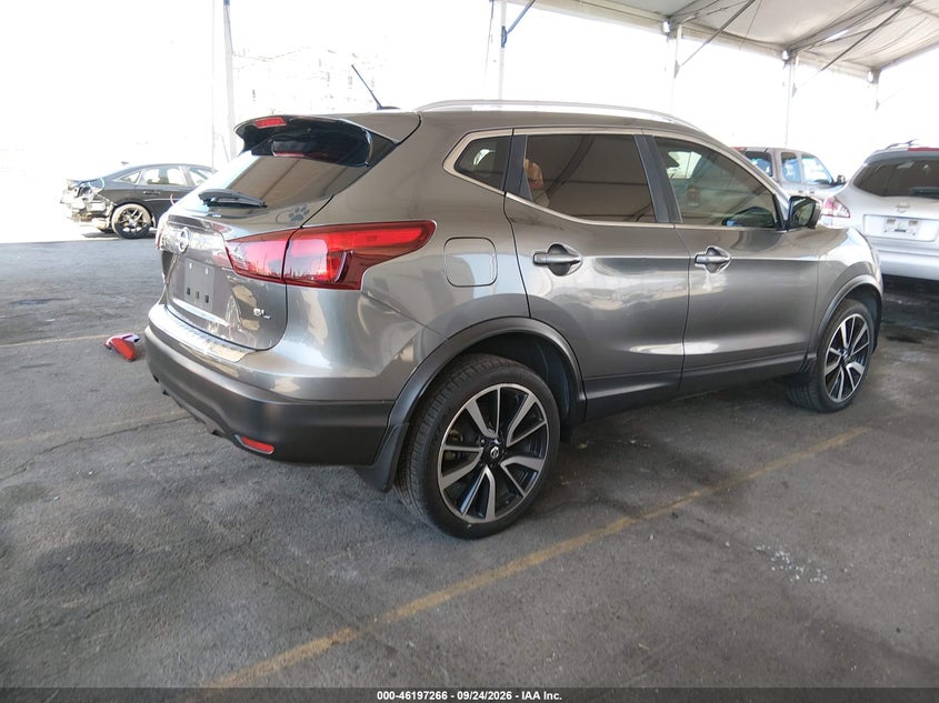 Vin: jn1bj1cp5hw006005, lot: 46697150, nissan rogue sport sl 20174