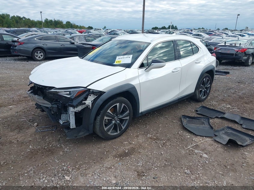 Vin: jthx3jbh1l2022580, lot: 46697438, lexus ux 200 20202