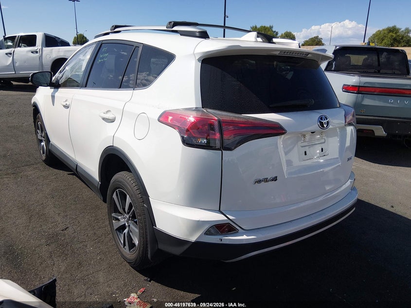 Vin: jtmwfrev1jj742999, lot: 46697523, toyota rav4 xle 20183