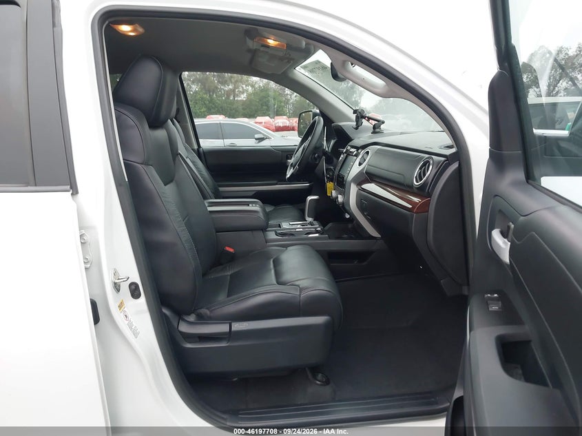 2015 TOYOTA TUNDRA auction photo 5