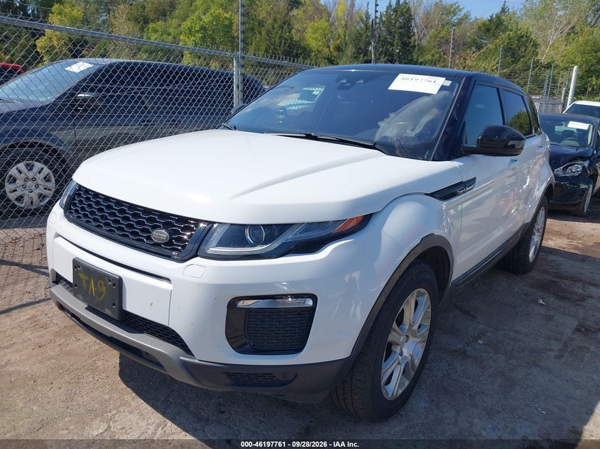 2017 Land Rover Range Rover Evoque Se/Se Premium, Left Front, IAAI, VIN SALVP2BG0HH190072 — photo 2