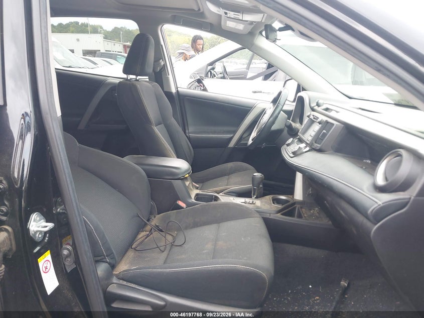 TOYOTA RAV4 - zdjęcie 5