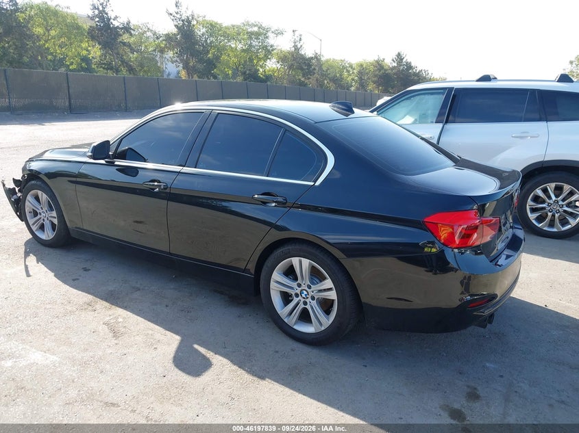 Vin: wba8b9c56jae22228, lot: 46697723, bmw 330i 20183