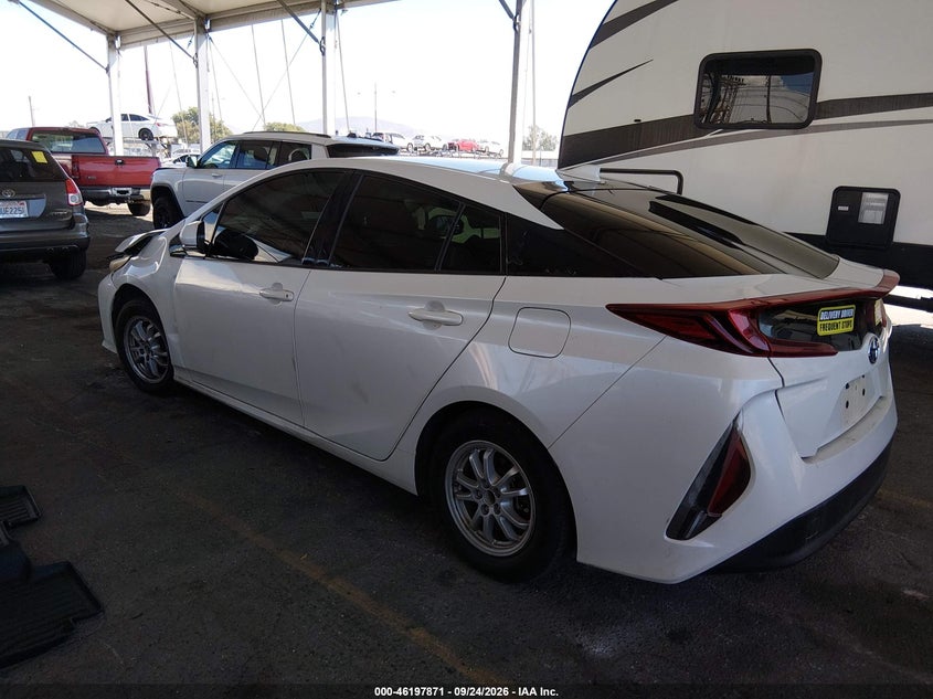 Vin: jtdkarfp3h3040503, lot: 46697755, toyota prius prime premium 20173