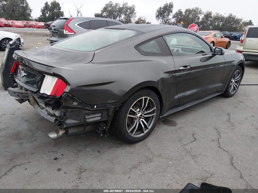 2016 FORD MUSTANG auction photo 4