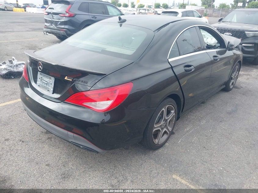 MERCEDES-BENZ CLA 250 - zdjęcie 4