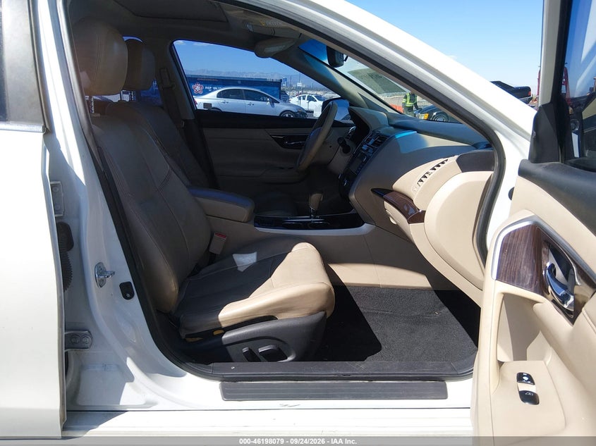 NISSAN ALTIMA 2015 VIN 1N4AL3AP2FC237403