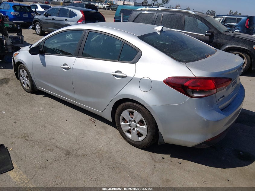 Vin: 3kpfk4a78je270660, lot: 46697976, kia forte lx 20183