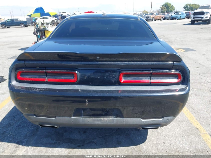 DODGE CHALLENGER - zdjęcie 17