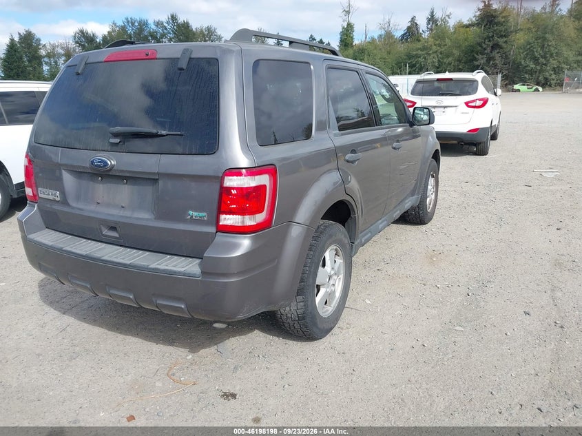 Vin: 1fmcu9dg6bka08975, lot: 46698082, ford escape xlt 20114