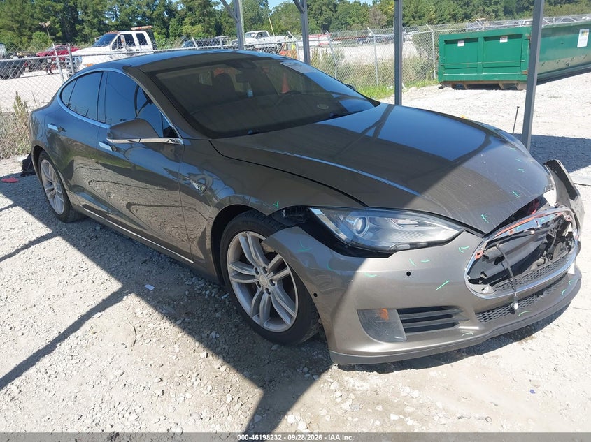 Vin: 5yjsa1s25ff095885, lot: 46698116, tesla model s 70d/85d/p90d 2015 img_1
