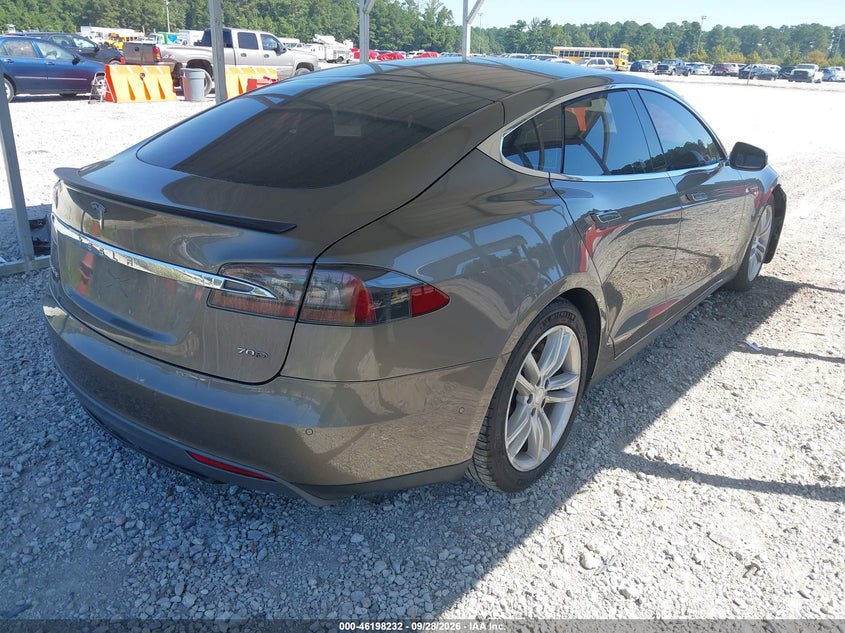 TESLA MODEL S - zdjęcie 4