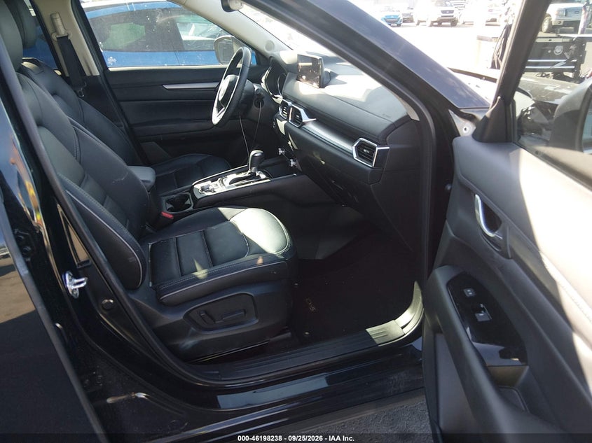 MAZDA CX-5 - zdjęcie 5