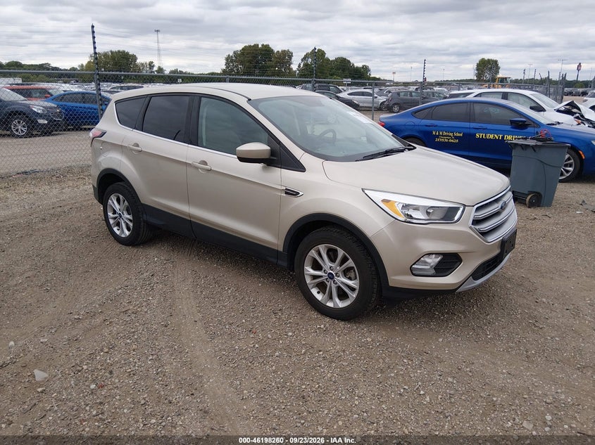 Vin: 1fmcu0g97hua92665, lot: 46698144, ford escape se 2017 img_1