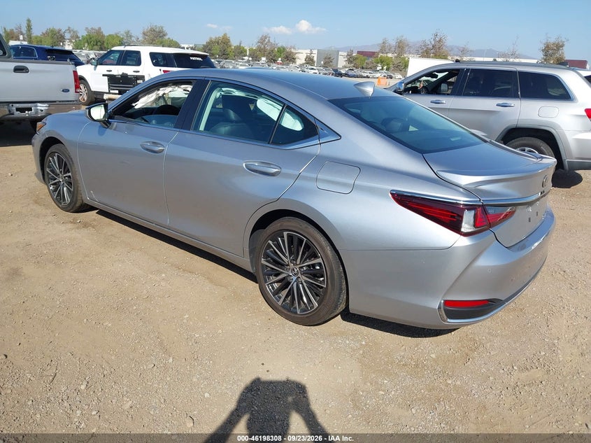 Vin: 58ada1c18ru042158, lot: 46698192, lexus es 300h 20243