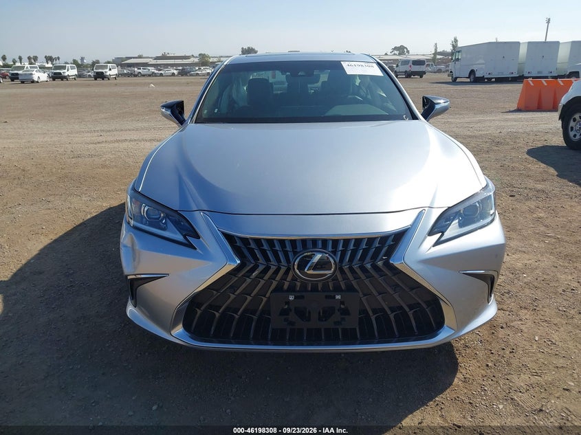 LEXUS ES 300H - zdjęcie 12