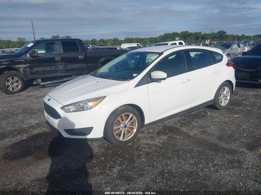 Vin: 1fadp3k21jl206348, lot: 46698254, ford focus se 20182