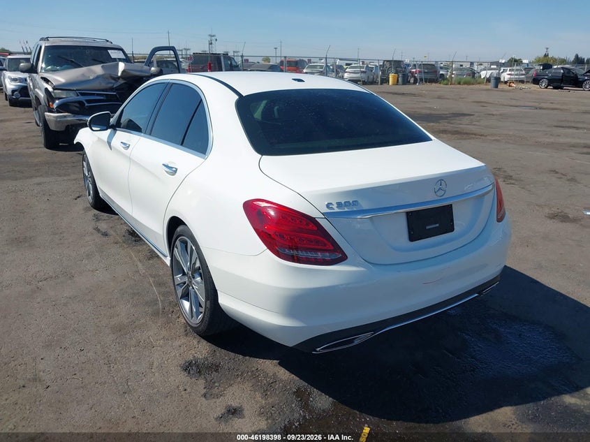 Vin: 55swf4jb4ju273332, lot: 46698282, mercedes-benz c 300 20183