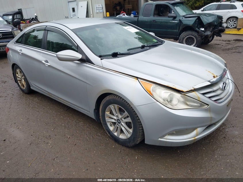 2013 HYUNDAI SONATA GLS PZEV
