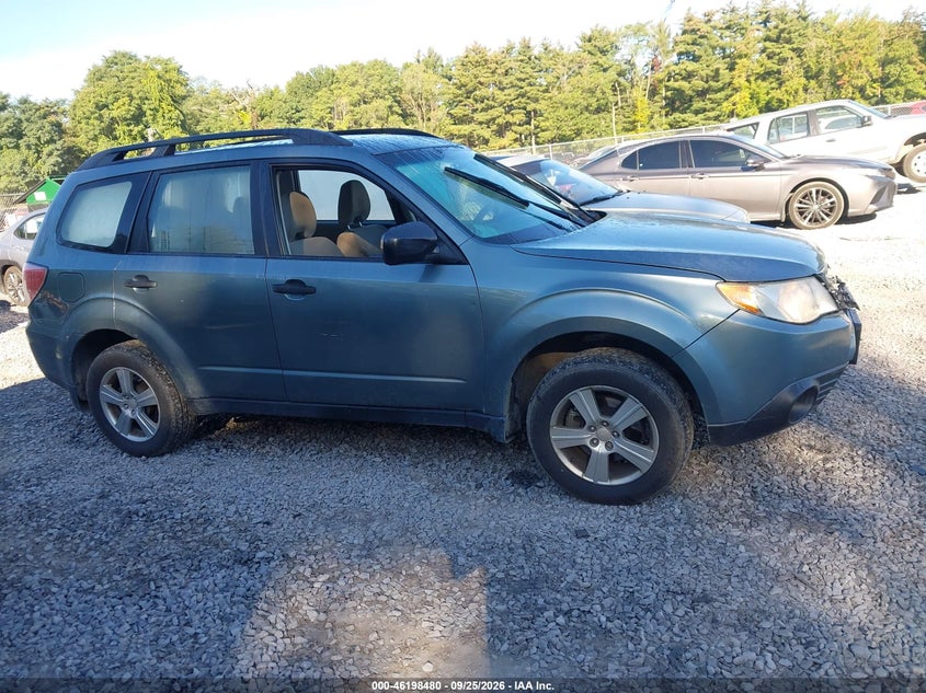 2013 SUBARU FORESTER 2.5X · Фото 13