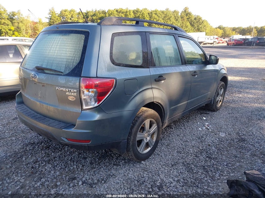 2013 SUBARU FORESTER 2.5X · Фото 4