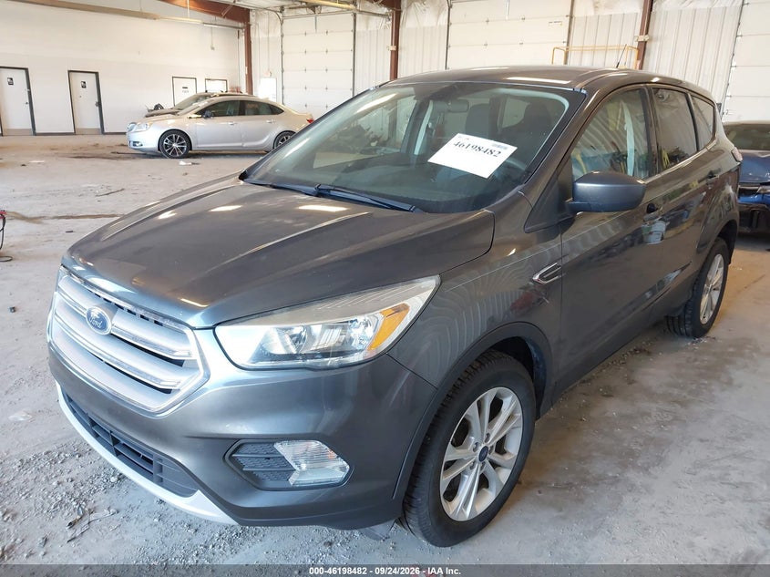 Vin: 1fmcu9gd4kua98570, lot: 46698366, ford escape se 20192