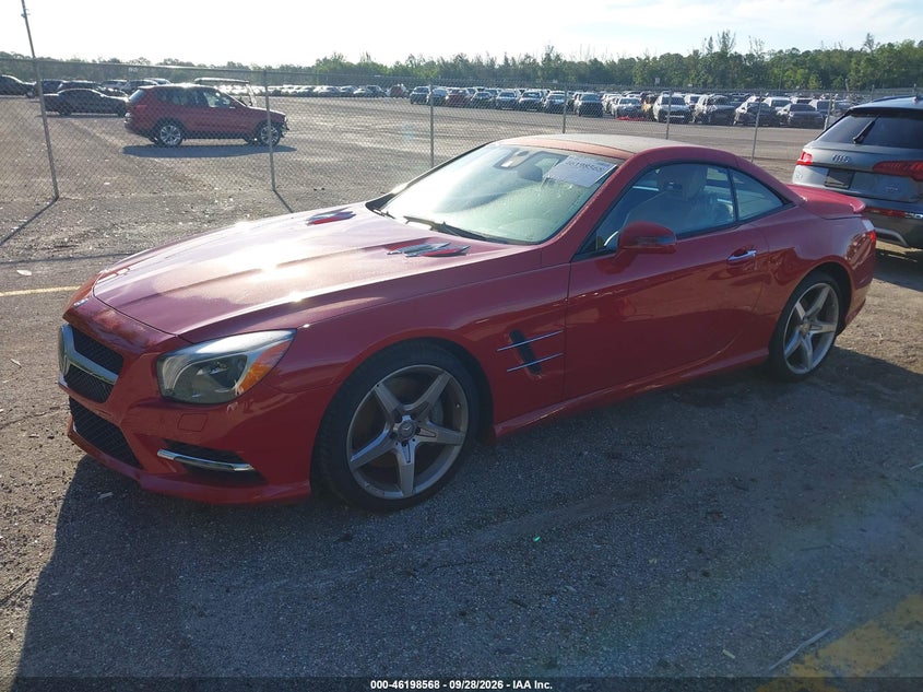 2013 MERCEDES-BENZ SL 550 · Фото 2