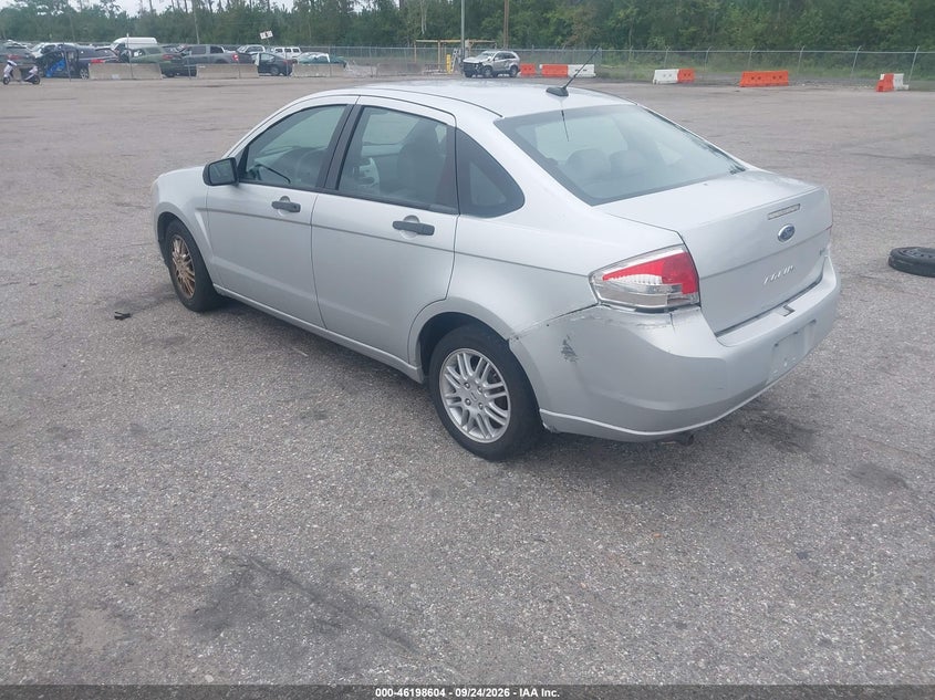 Vin: 1fahp3fn2bw161653, lot: 46698513, ford focus se 20113