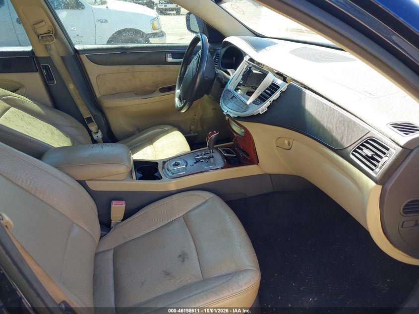 HYUNDAI GENESIS 2012 VIN KMHGC4DD4CU208319