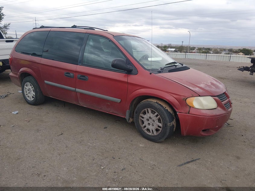 2005 DODGE CARAVAN SE