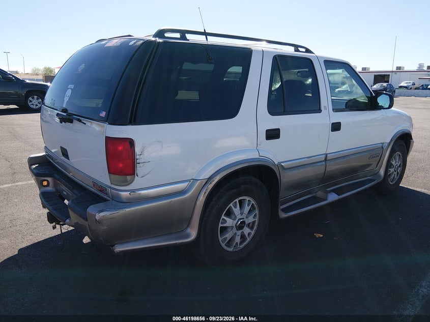 GMC JIMMY 2000 VIN 1GKDT13W8Y2381325