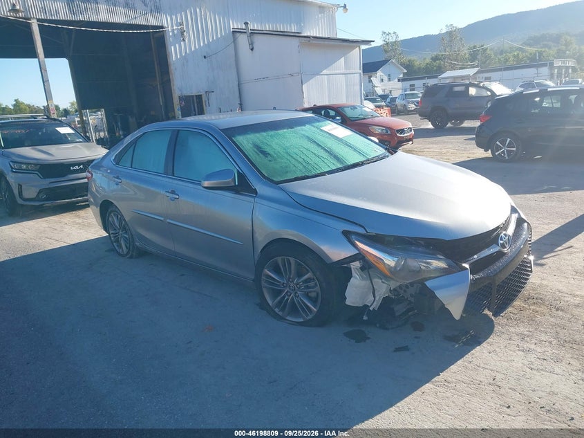 TOYOTA CAMRY - zdjęcie 6