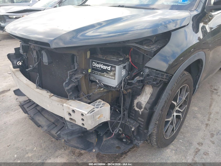TOYOTA HIGHLANDER - zdjęcie 6