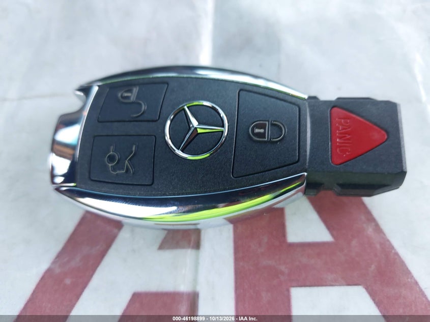 2010 MERCEDES-BENZ S 550 · Фото 11