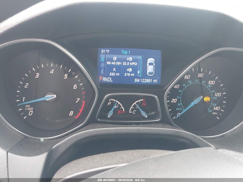 2014 FORD FOCUS SE · Фото 15