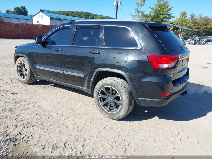 Vin: 1j4rr4gg0bc527412, lot: 46698832, jeep grand cherokee laredo 20113