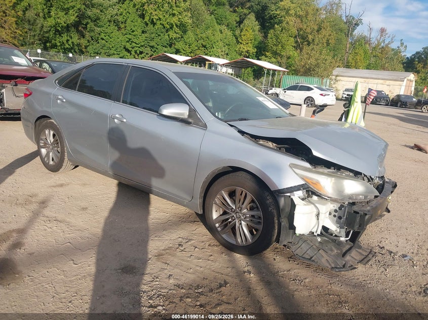 TOYOTA CAMRY - zdjęcie 1