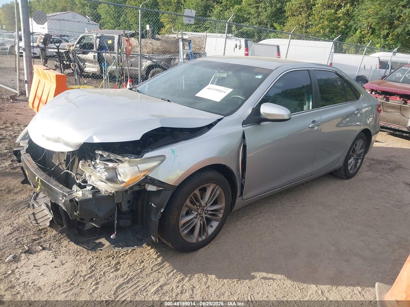 TOYOTA CAMRY - zdjęcie 2