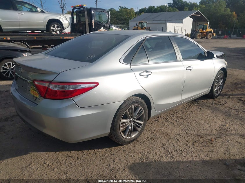 TOYOTA CAMRY - zdjęcie 4