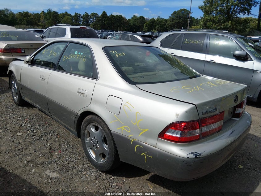 LEXUS ES 300 2001 VIN JT8BF28G610320699