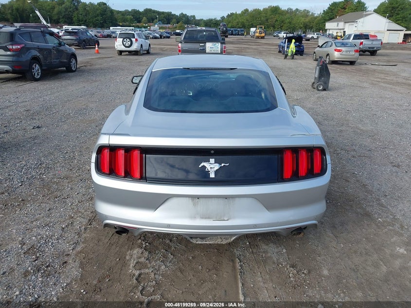 FORD MUSTANG - zdjęcie 16